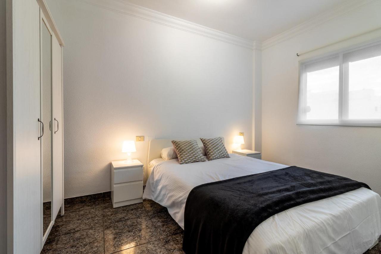 Flatguest Cicer - 3Bdr + Balcony + Beach Лас-Пальмас-де-Гран-Канарія Екстер'єр фото